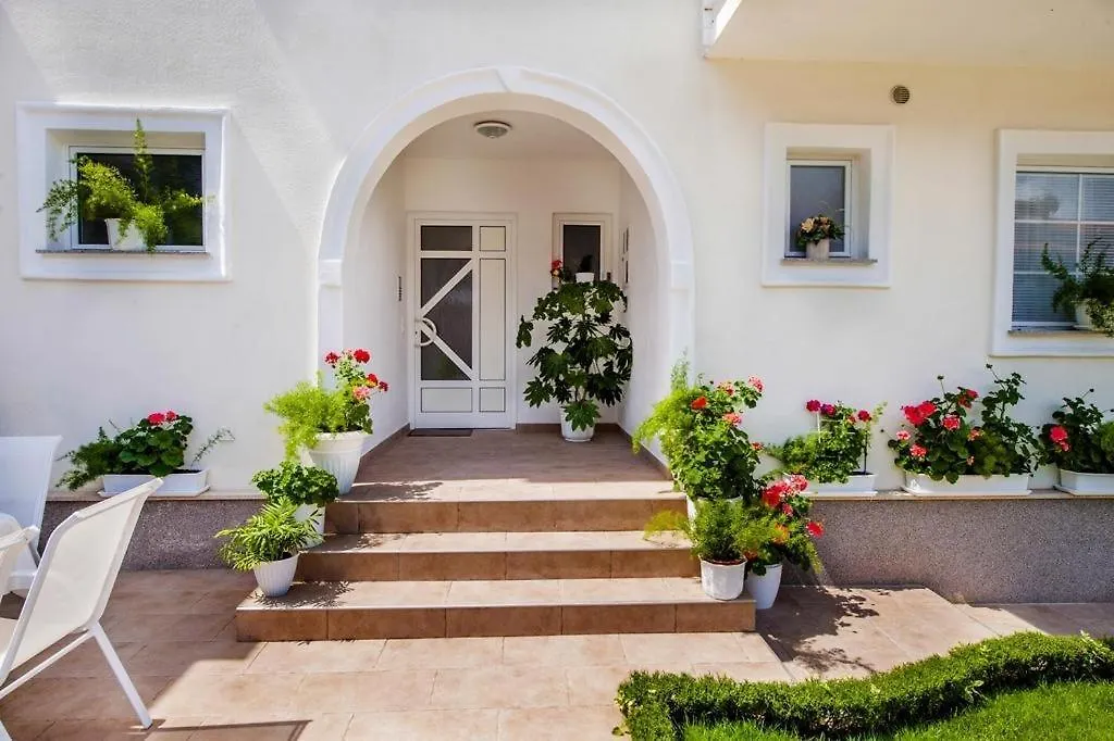 Apartment In Rovinj With Balcony, Air Conditioning, Wi-Fi Hırvatistan